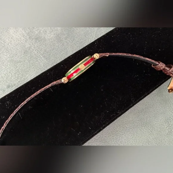 The CUTEST GUCCI watch model💖💖 - Picture 12 of 13